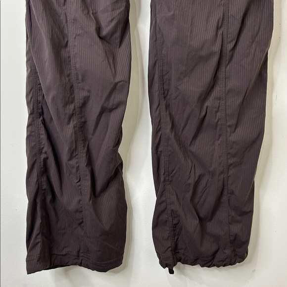 Lululemon Dance Studio Mid-Rise Pant *Regular Espresso Brown Size 6 - Picture 16 of 16